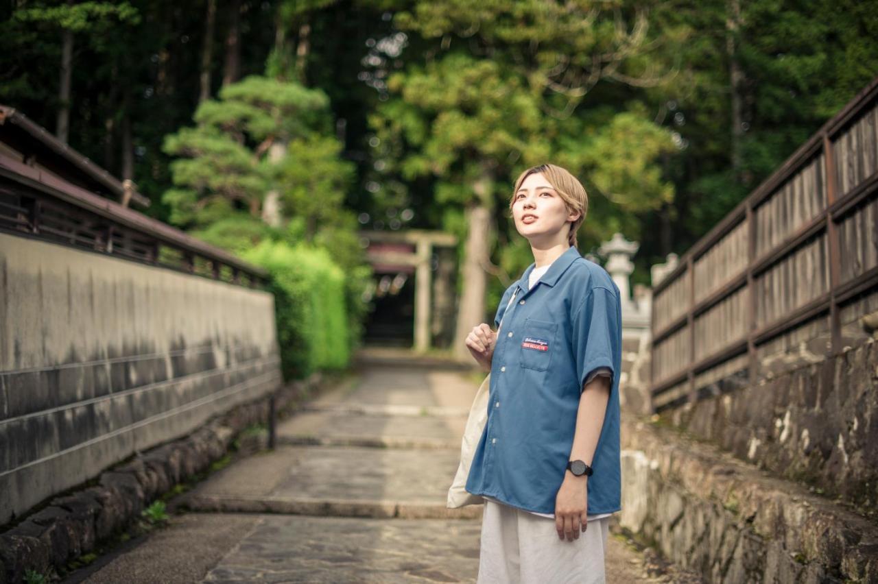 Manabi-Stay Takayama モダンな蔵ダイニングと半露天風呂付き古民家一棟貸切ホテル Экстерьер фото
